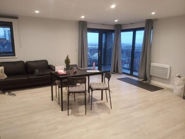 3 bedroom apartment to rent
