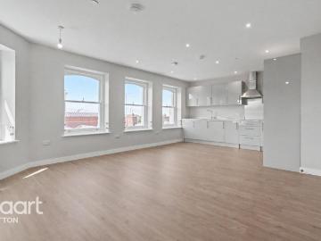3 bedroom apartment to rent