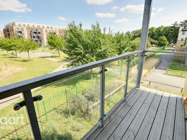 3 bedroom apartment to rent