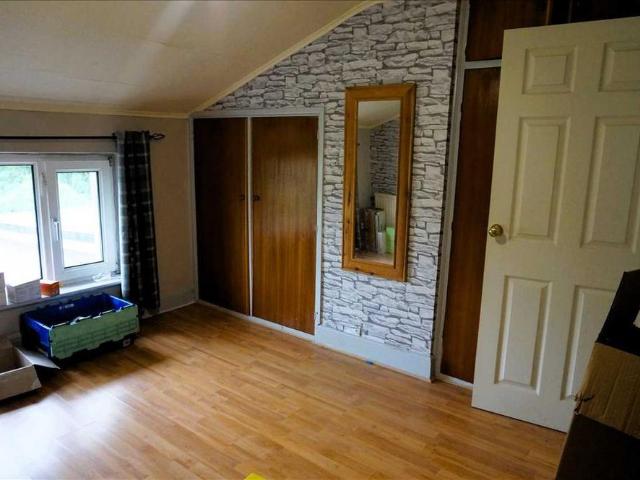3 bedroom apartment to rent