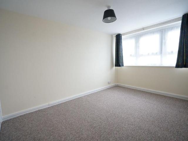 3 bedroom apartment to rent