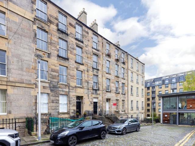3 bedroom apartment to rent