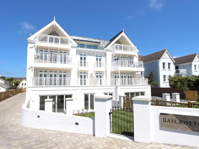 3 bedroom apartment to rent