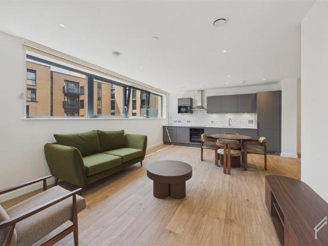 3 bedroom apartment to rent