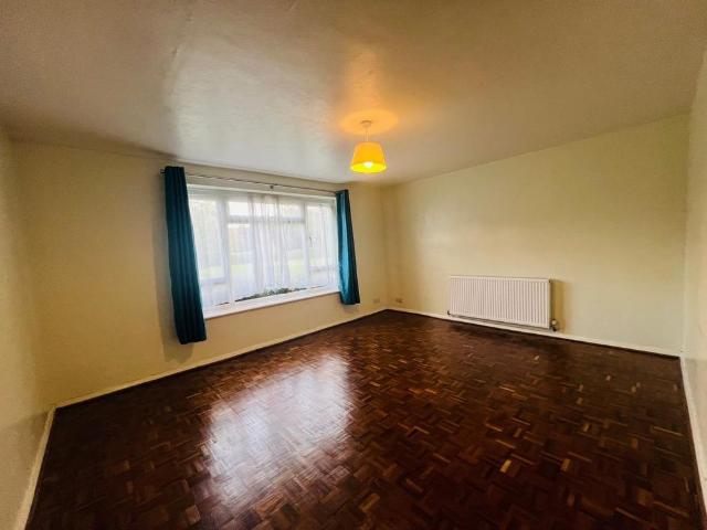 3 bedroom apartment to rent