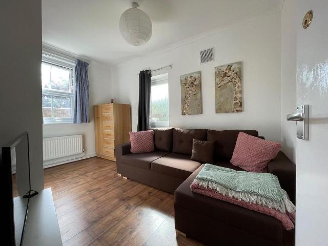 3 bedroom apartment to rent