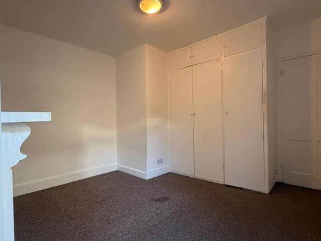 3 bedroom apartment to rent