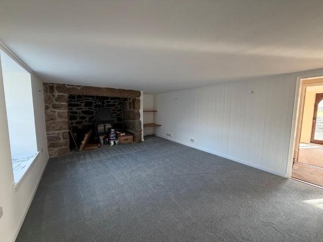 3 bedroom apartment to rent