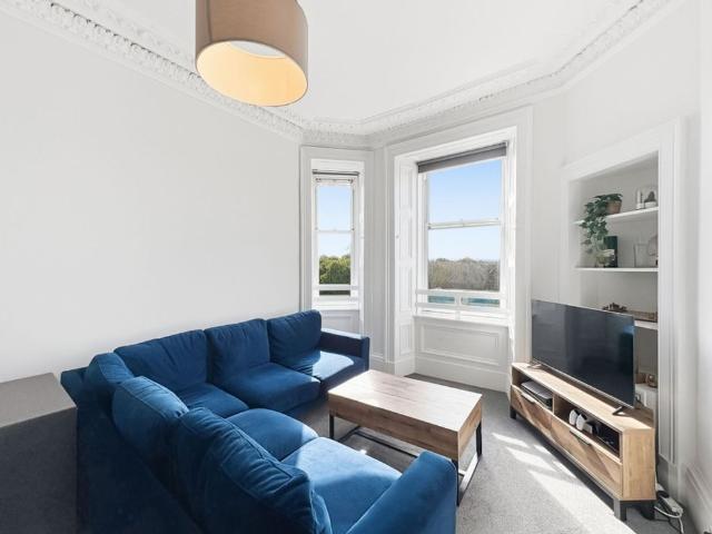 3 bedroom apartment to rent