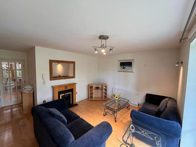 3 bedroom apartment to rent
