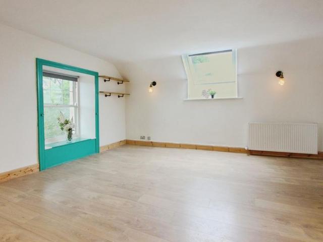 3 bedroom apartment to rent