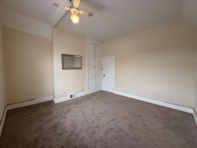 3 bedroom apartment to rent