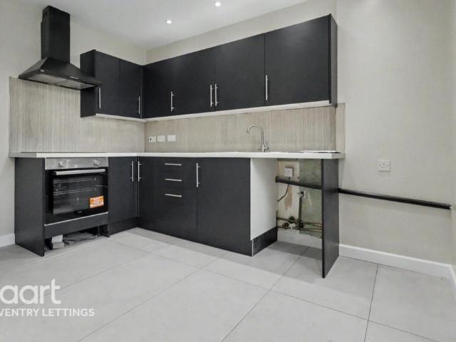 3 bedroom apartment to rent