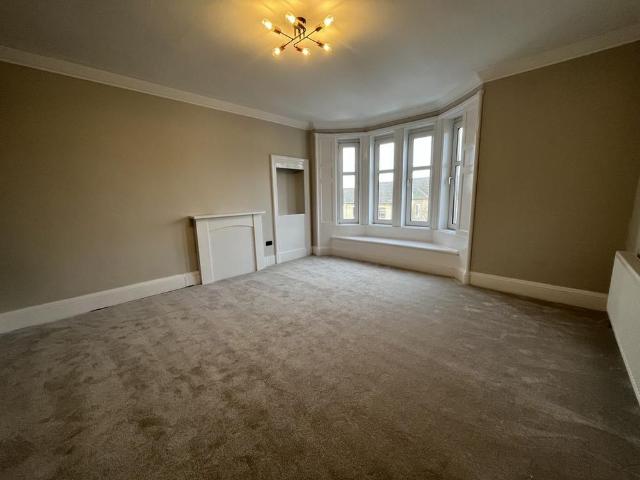 3 bedroom apartment to rent
