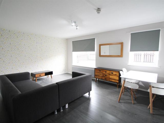 3 bedroom apartment to rent