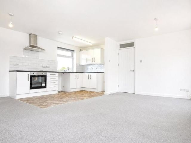 3 bedroom apartment to rent