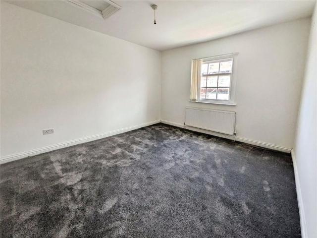 3 bedroom apartment to rent
