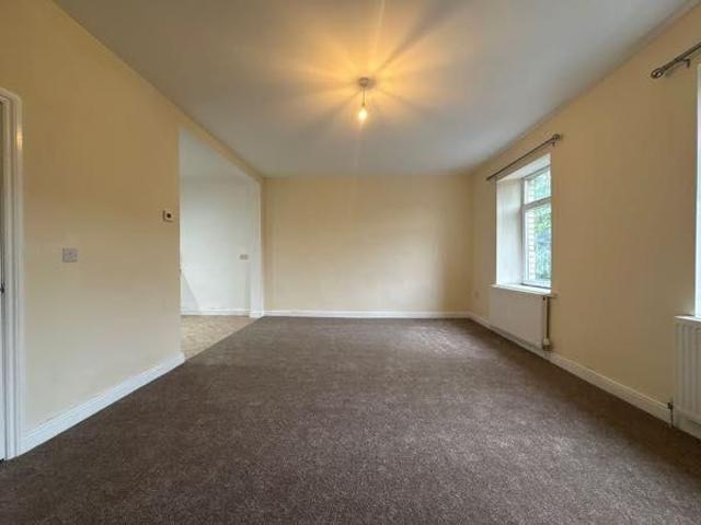 3 bedroom apartment to rent