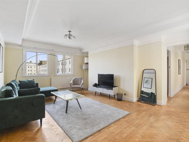 3 bedroom apartment to rent