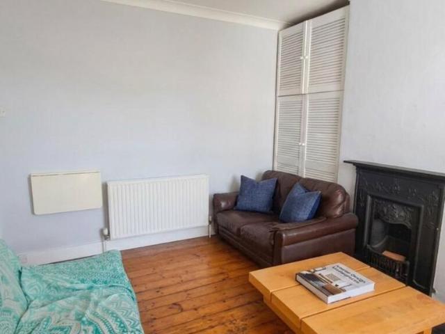 3 bedroom apartment to rent