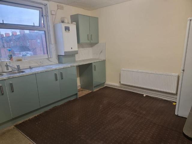3 bedroom apartment to rent