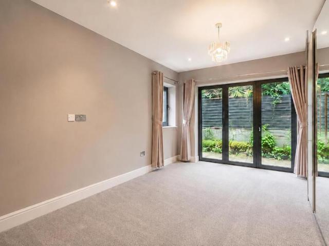 3 bedroom apartment to rent