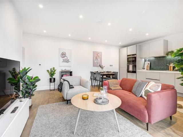3 bedroom apartment to rent