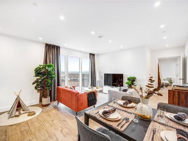 3 bedroom apartment to rent