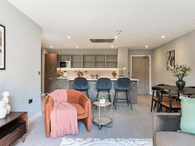 3 bedroom apartment to rent