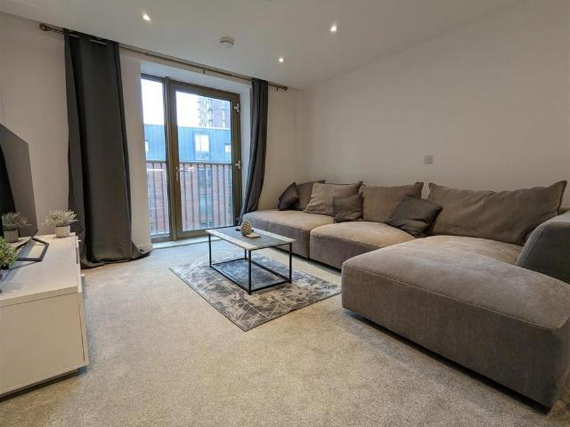 3 bedroom apartment to rent