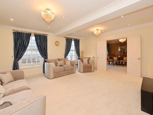 3 bedroom apartment to rent