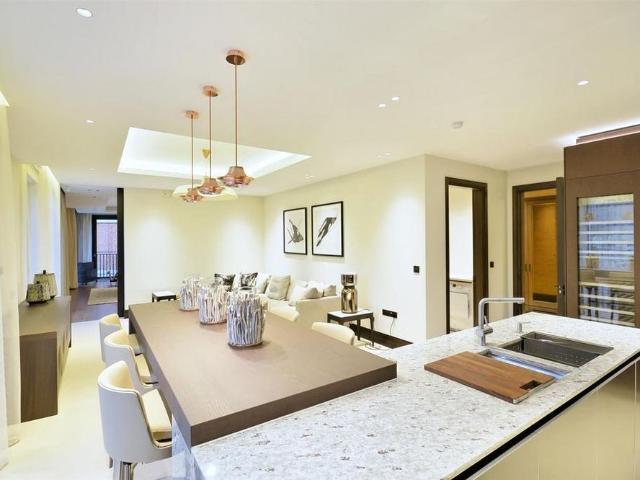 3 bedroom apartment to rent
