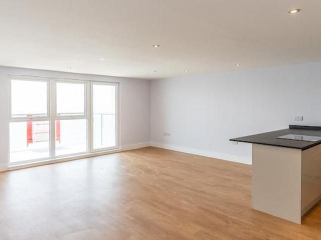 3 bedroom apartment to rent