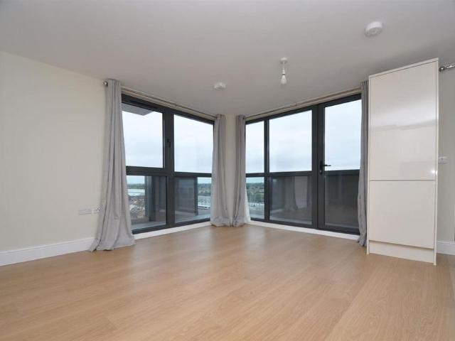 3 bedroom apartment to rent