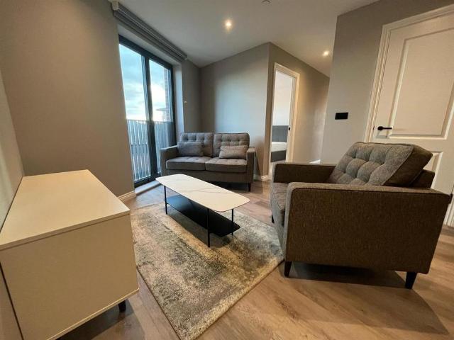 3 bedroom apartment to rent