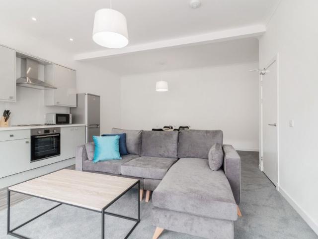 3 bedroom apartment to rent