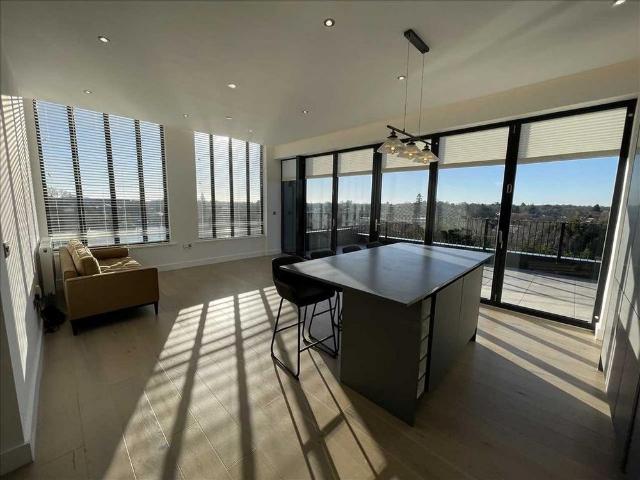 3 bedroom flat to rent