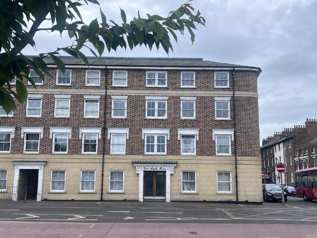 3 bedroom apartment to rent