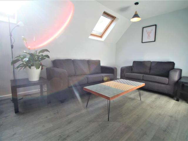 3 bedroom apartment to rent
