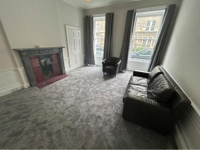 3 bedroom apartment to rent