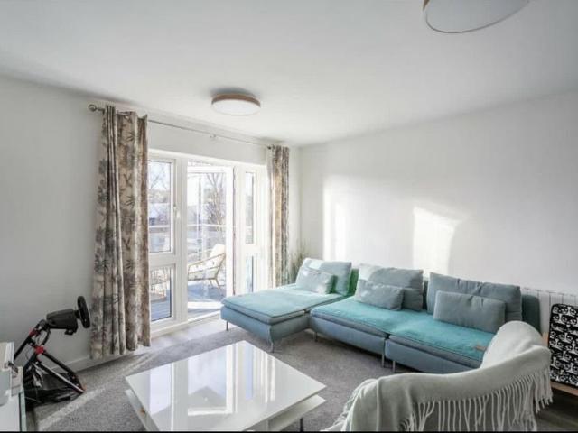 3 bedroom apartment to rent