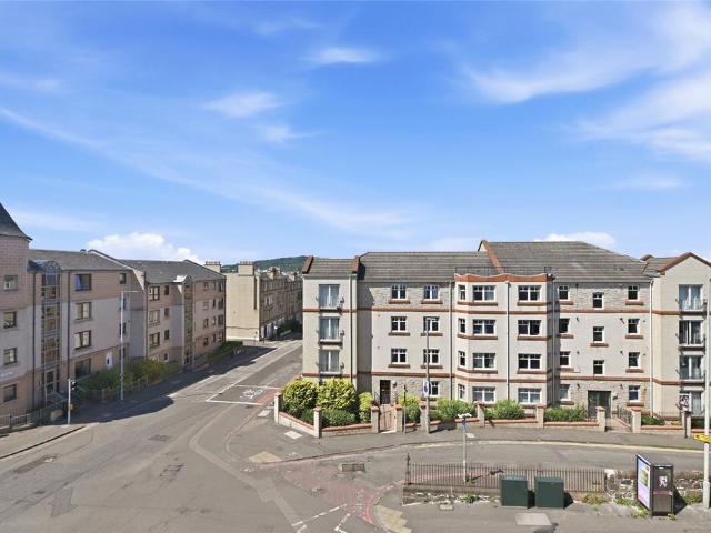 3 bedroom apartment to rent