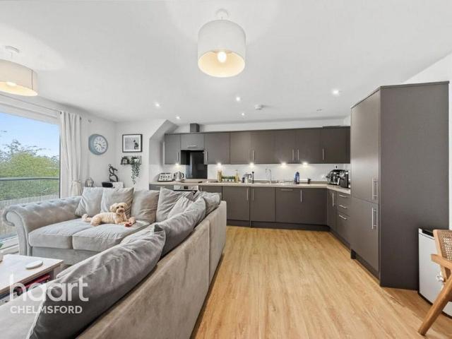 3 bedroom apartment to rent
