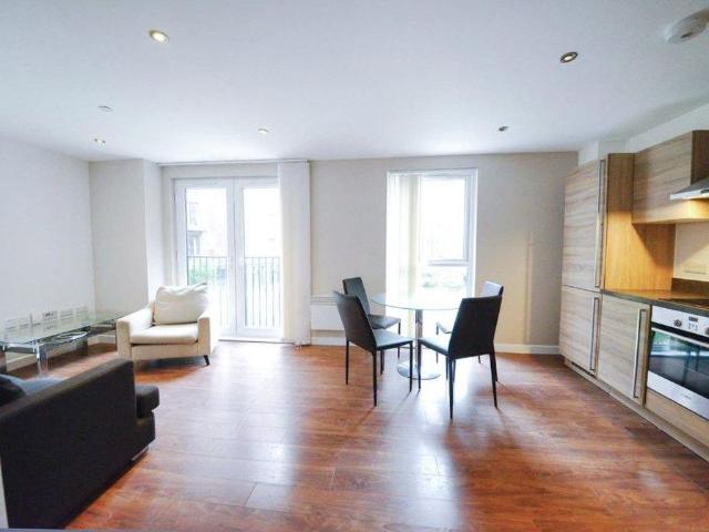 3 bedroom apartment to rent
