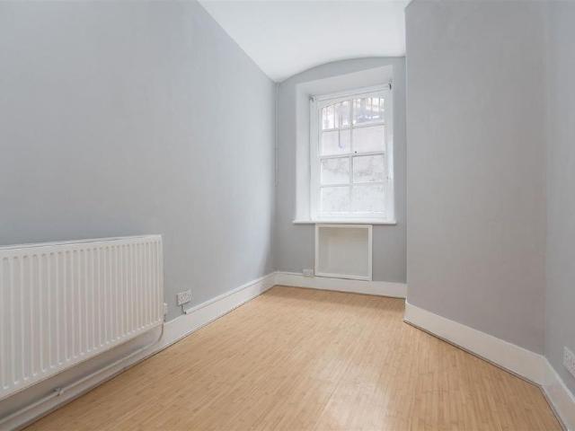 3 bedroom apartment to rent