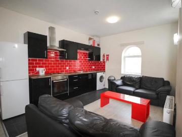 3 bedroom apartment to rent