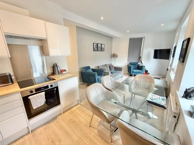 3 bedroom apartment to rent