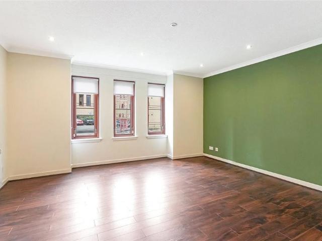 3 bedroom apartment to rent