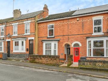 3 bedroom apartment to rent