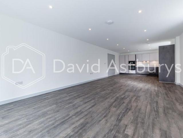 3 bedroom apartment to rent
